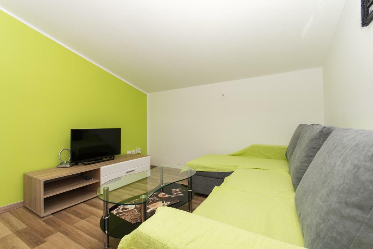 Apartmani Island Traù Esterno foto