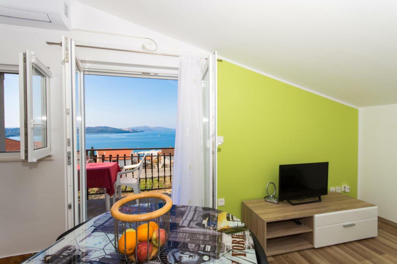 Apartmani Island Traù Esterno foto