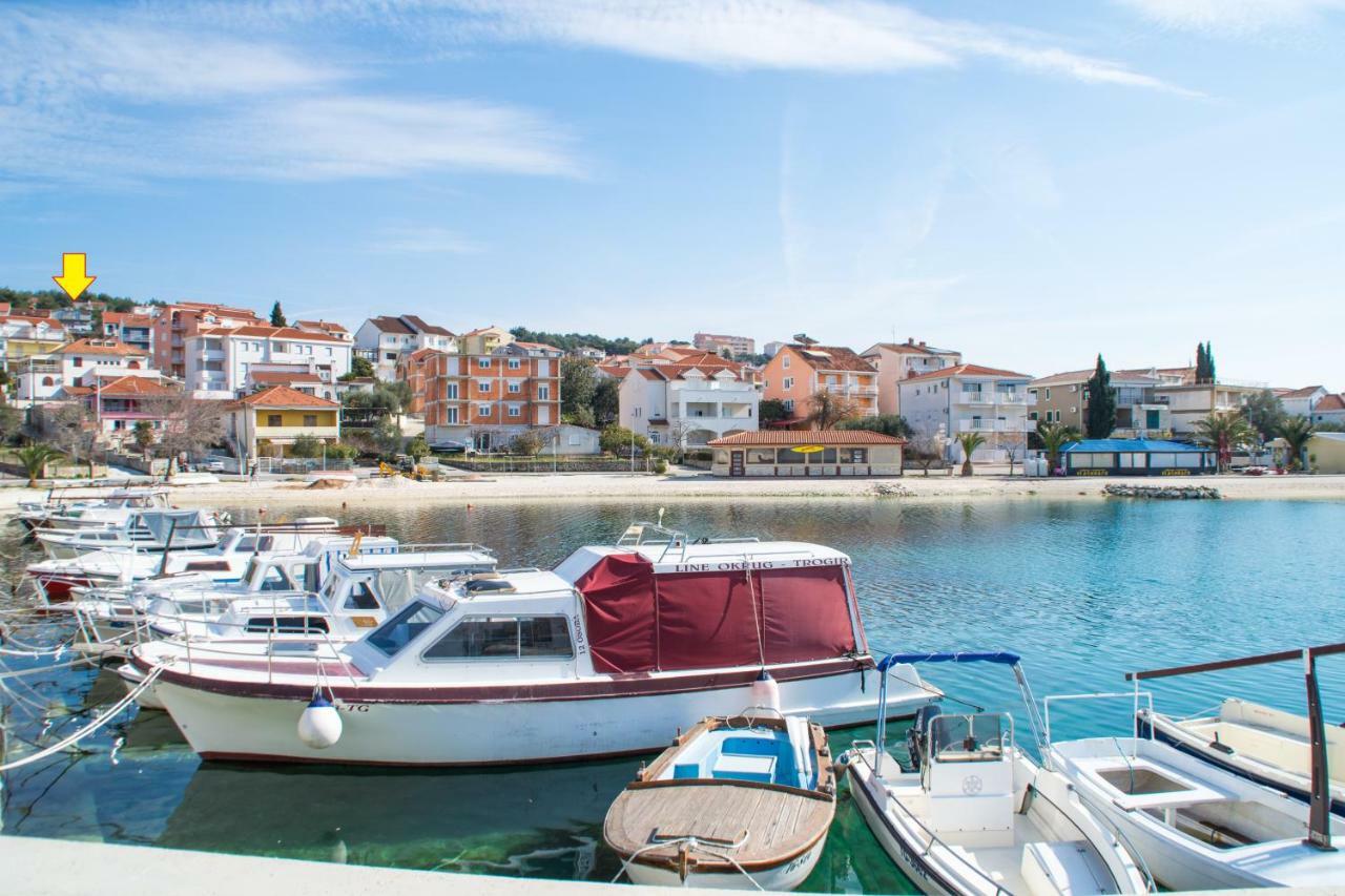 Apartmani Island Traù Esterno foto