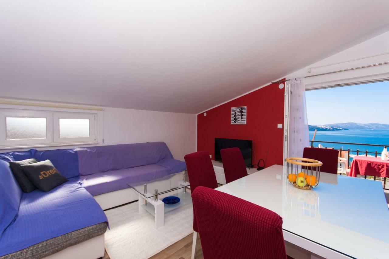 Apartmani Island Traù Esterno foto