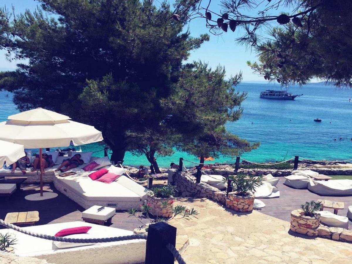 Apartmani Island Traù Esterno foto