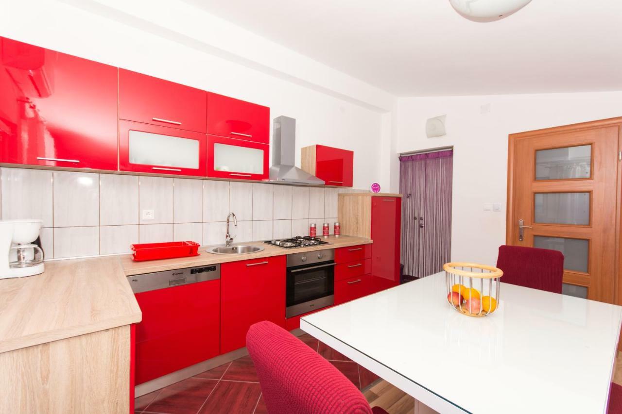 Apartmani Island Traù Esterno foto