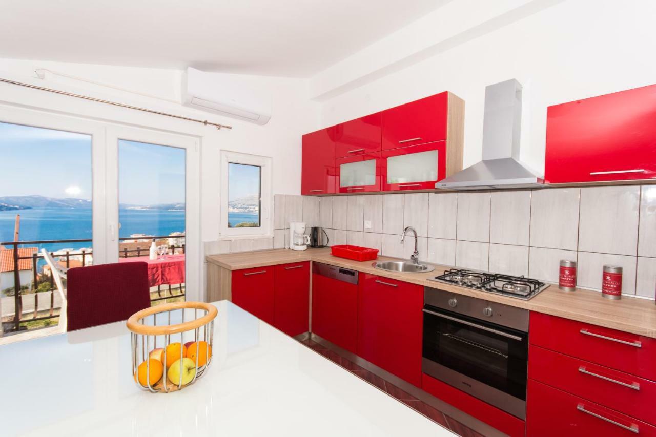 Apartmani Island Traù Esterno foto