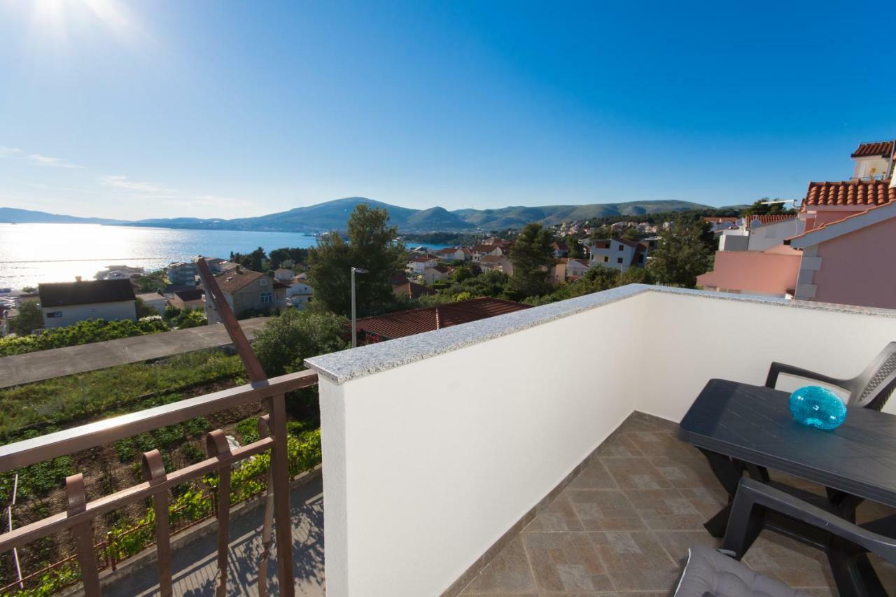Apartmani Island Traù Esterno foto