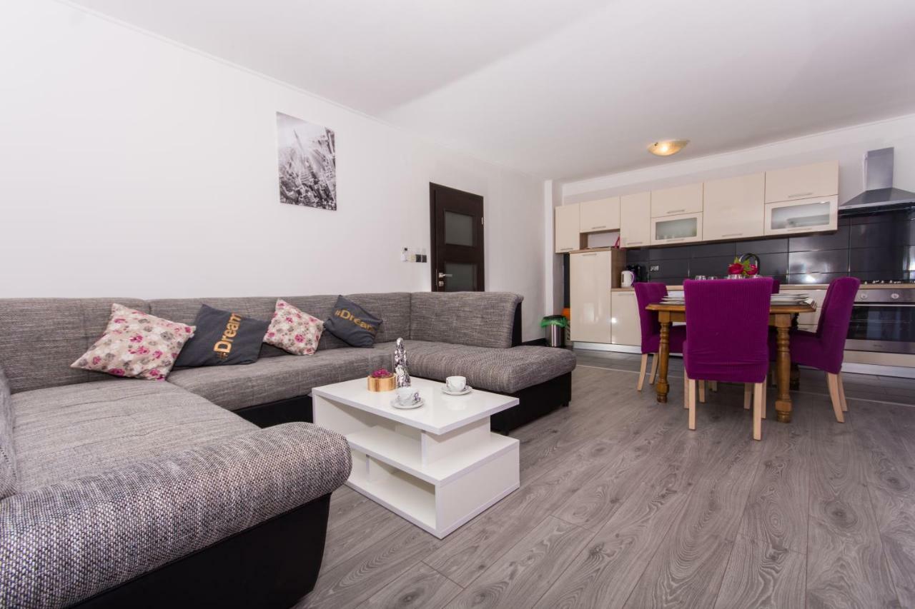 Apartmani Island Traù Esterno foto